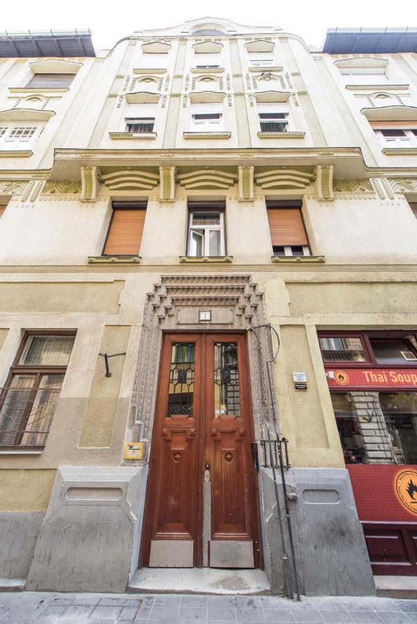 Kaz7 Kazinczy Apartment Budapest Eksteriør billede